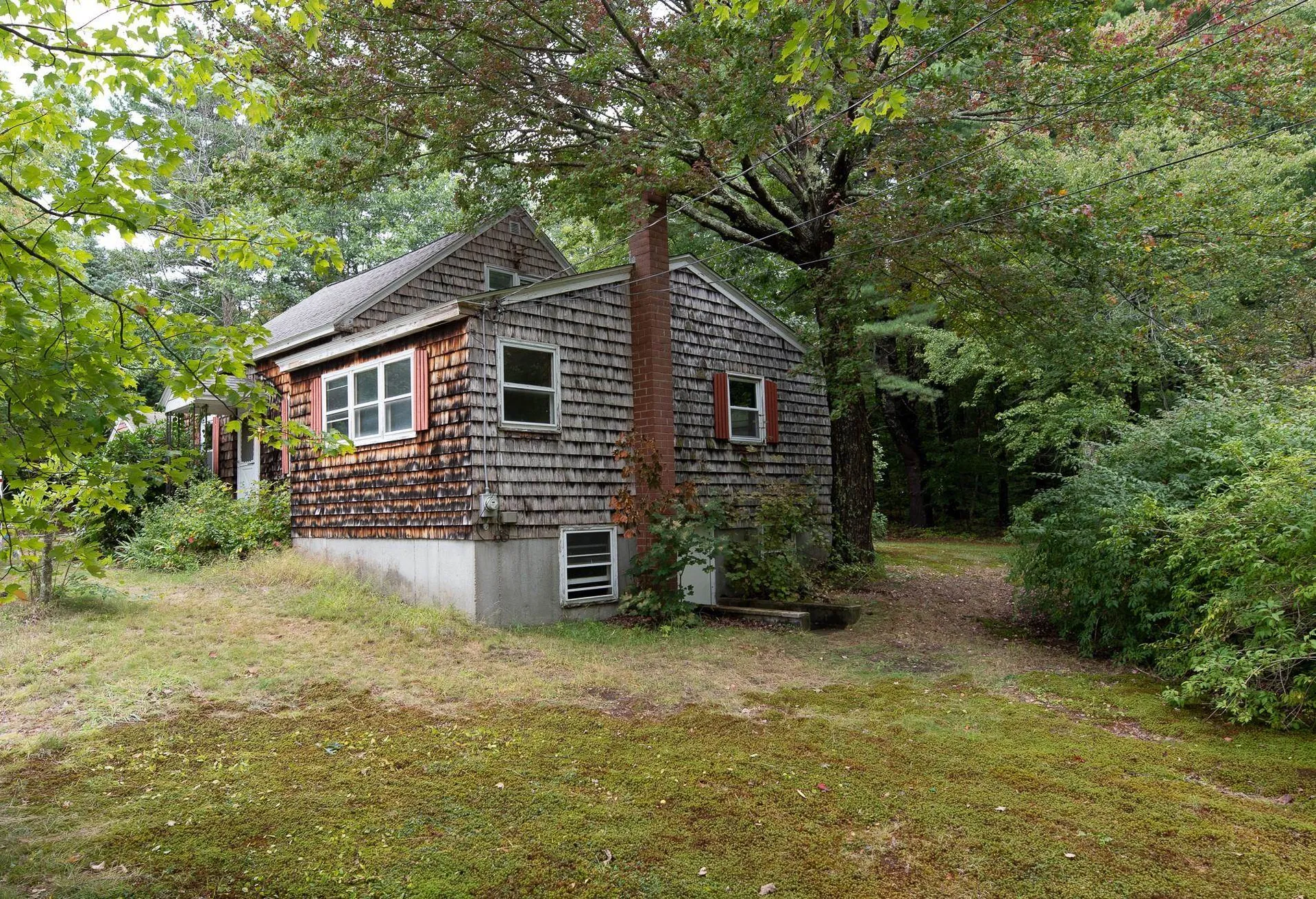 94 Rattlesnake Hill Road Auburn NH 03032