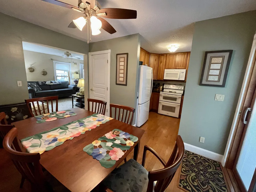 66 Preston Street Hillsborough NH 03244