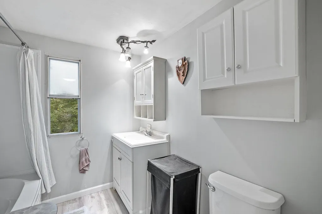 61 Gile Pond Road Franklin NH 03235