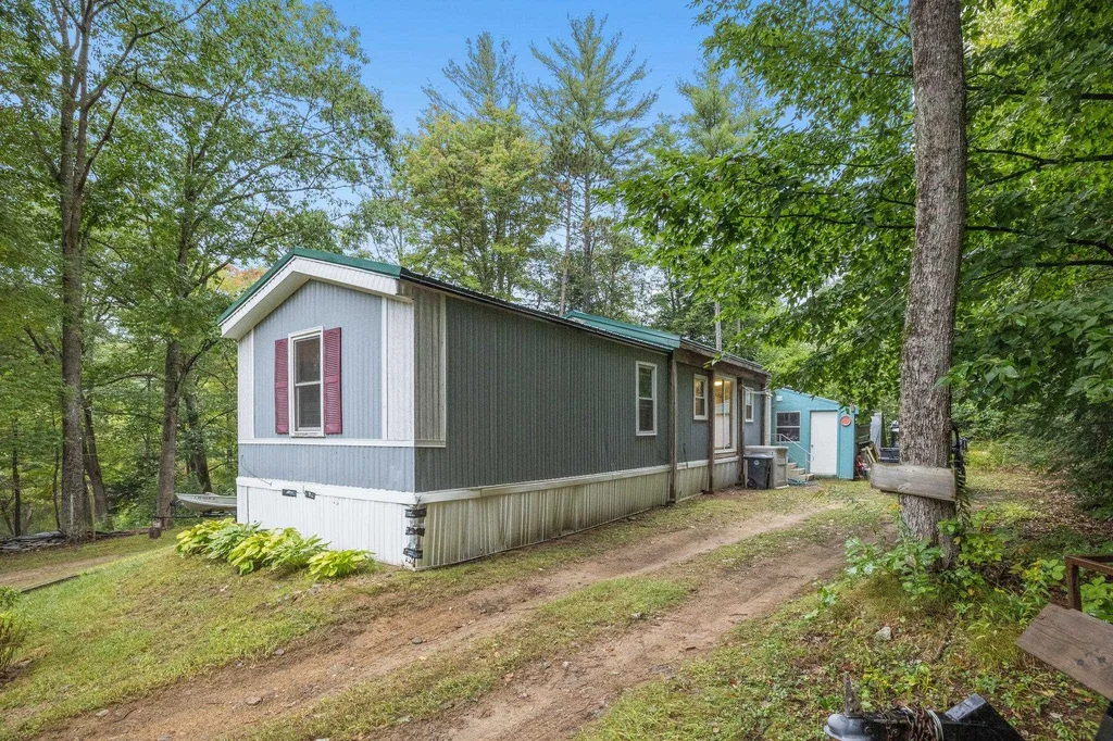 61 Gile Pond Road Franklin NH 03235