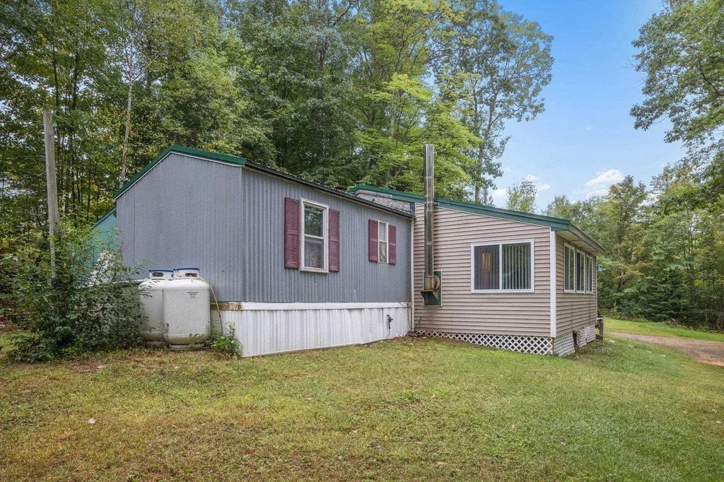 61 Gile Pond Road Franklin NH 03235
