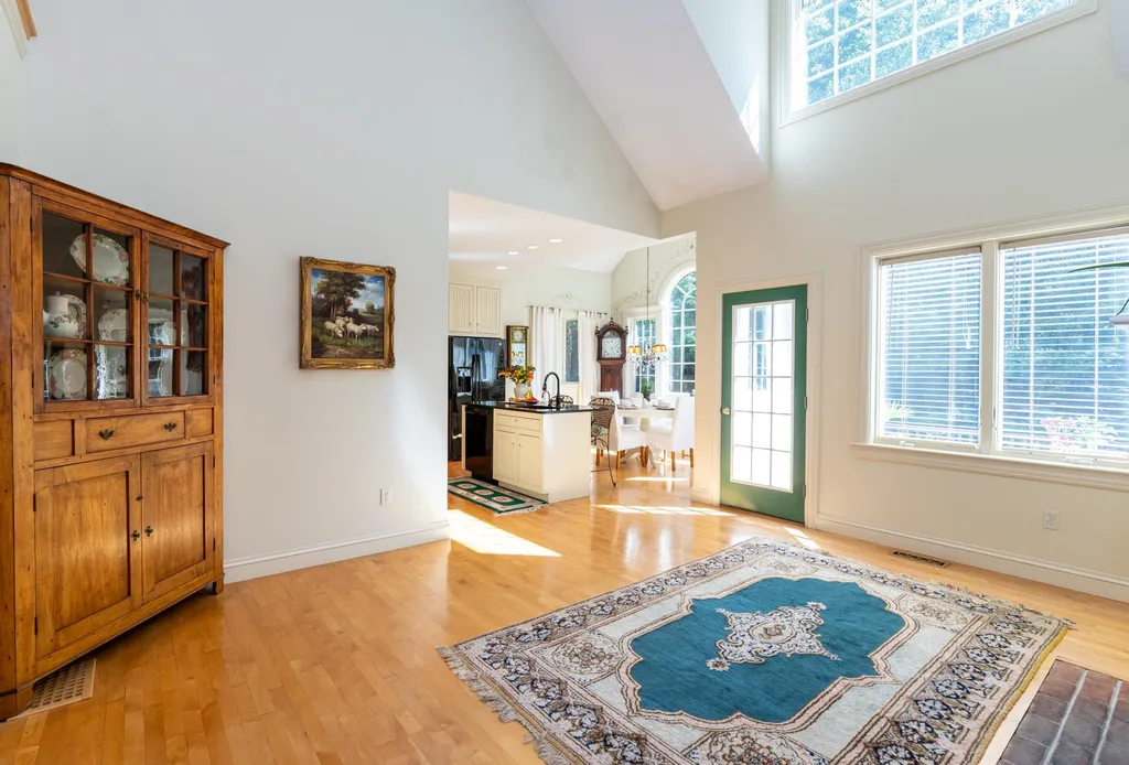 12 Boutilier Lane North Hampton NH 03862