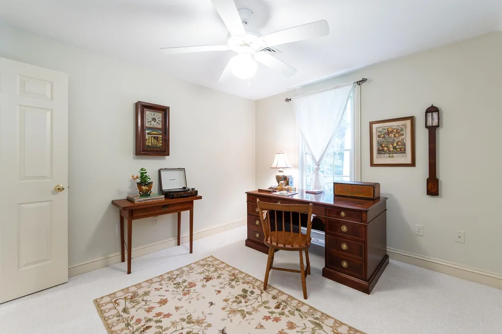 12 Boutilier Lane North Hampton NH 03862