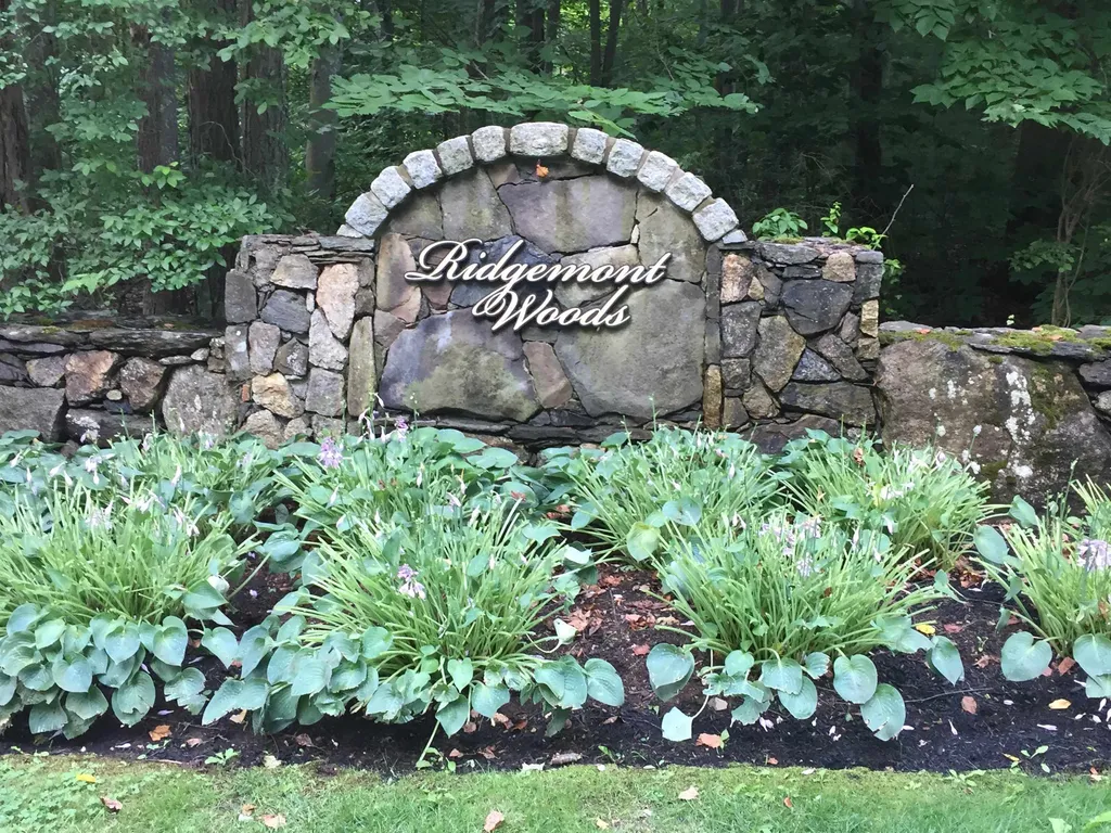 12 Boutilier Lane North Hampton NH 03862