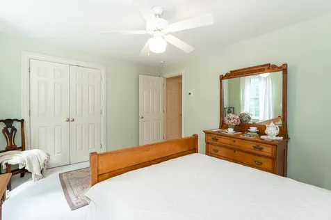 12 Boutilier Lane North Hampton NH 03862