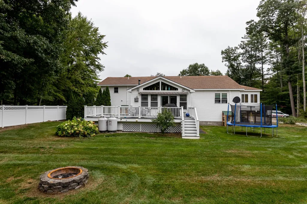 3 New Road Goffstown NH 03045