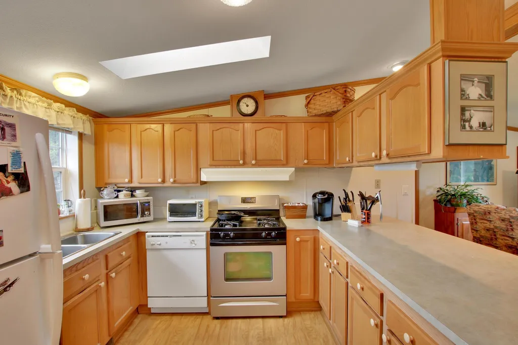 8040 Plank Road Bristol VT 05443