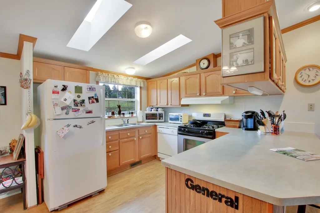 8040 Plank Road Bristol VT 05443