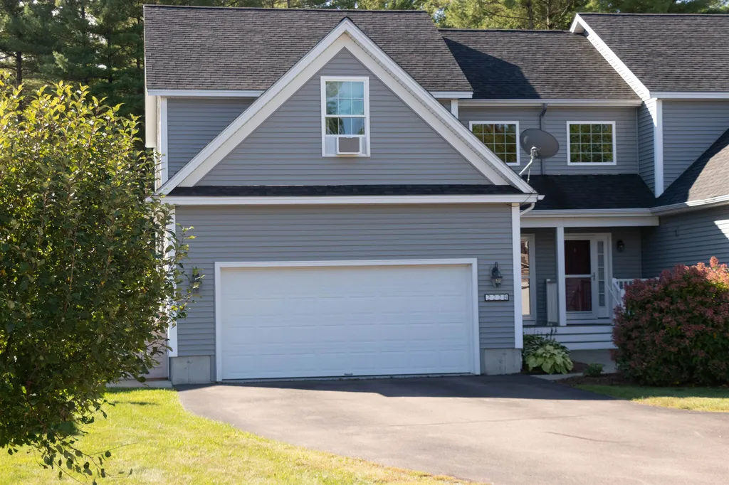 222b Ledgewood Lane Georgia VT 05468