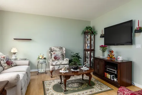 5a Intervale Court Hudson NH 03051
