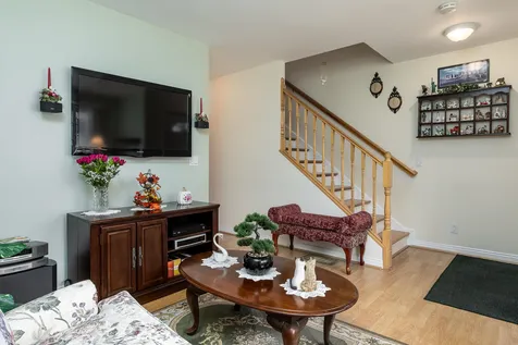 5a Intervale Court Hudson NH 03051