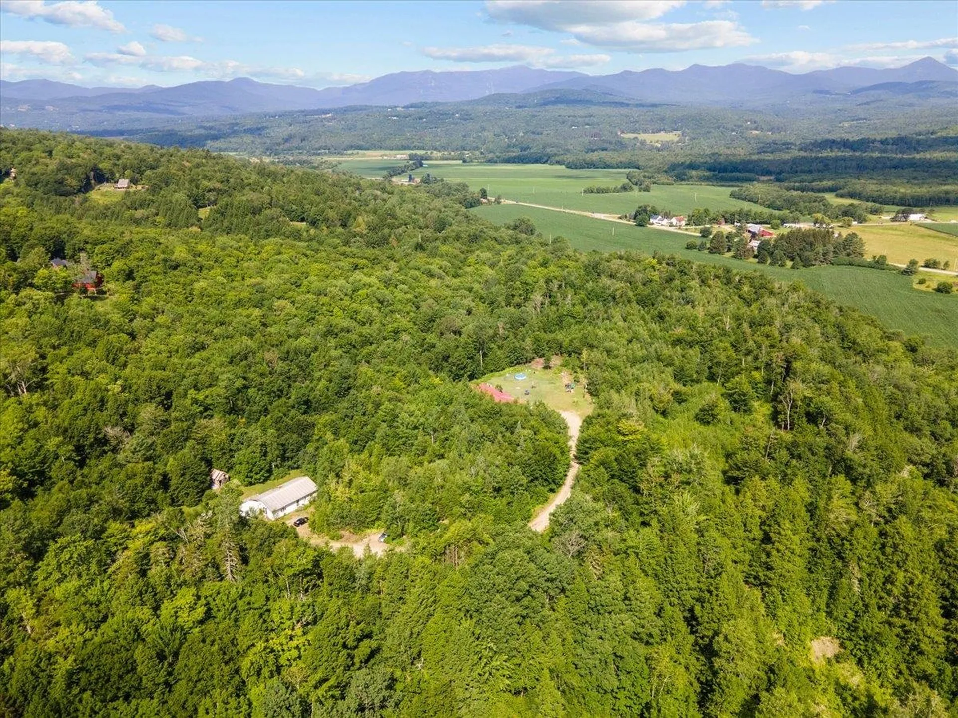 0 - Lot D Jeans Way Stowe VT 05672