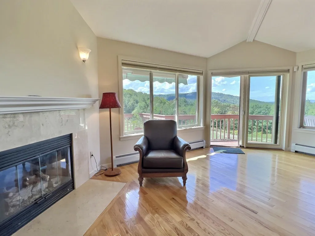 18 North Peak Village Newbury NH 03255