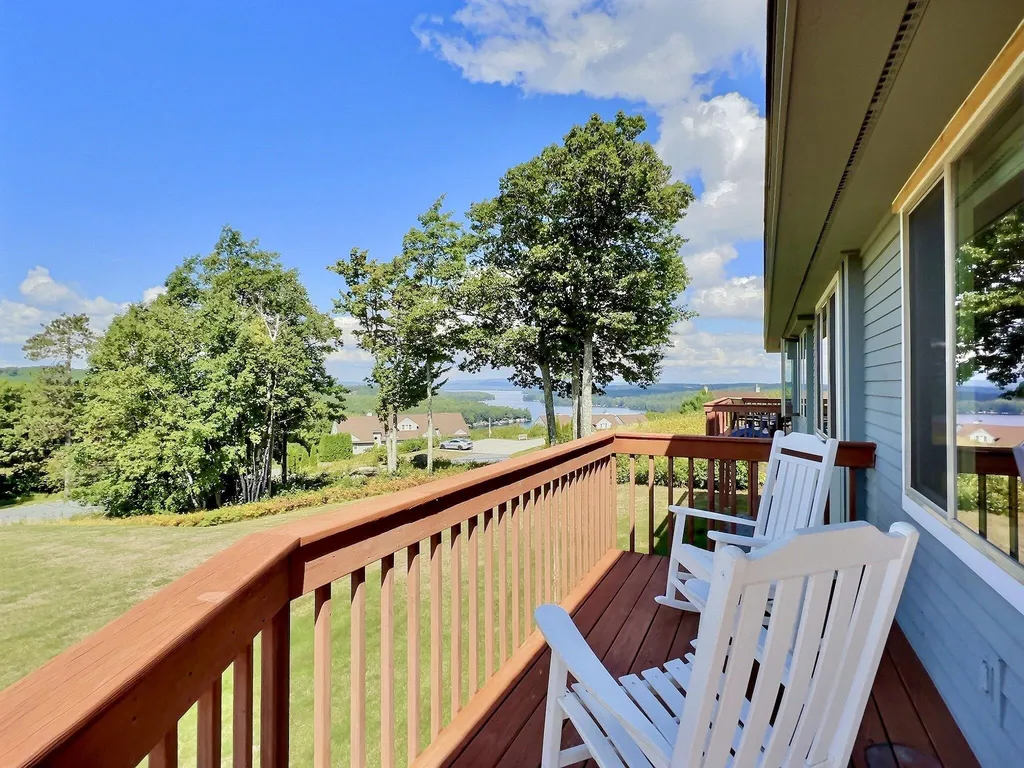 18 North Peak Village Newbury NH 03255