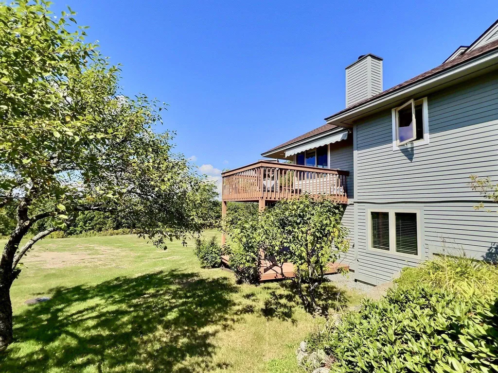18 North Peak Village Newbury NH 03255