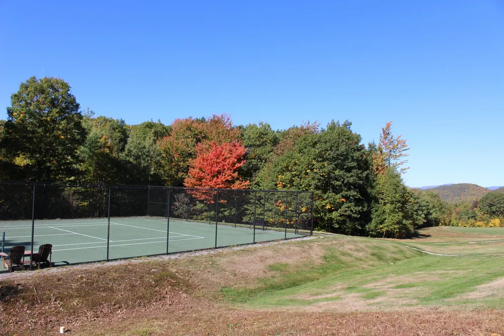 18 North Peak Village Newbury NH 03255