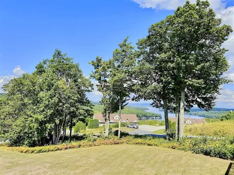 18 North Peak Village Newbury NH 03255