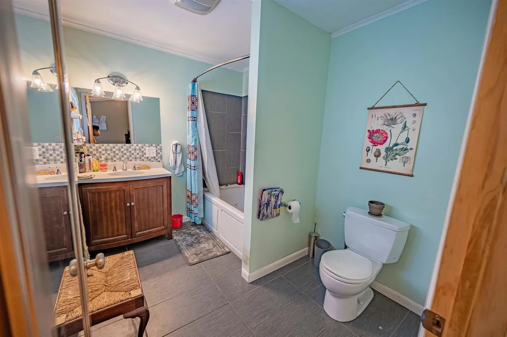41 Colonial Drive Montpelier VT 05602