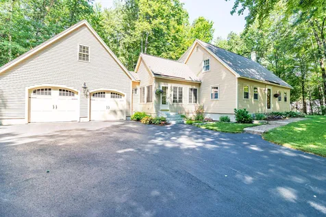 6 Tomahawk Drive Merrimack NH 03054