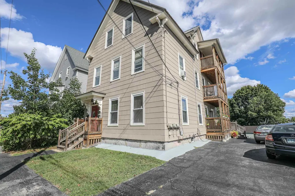 74 Dartmouth Street Manchester NH 03102-0000