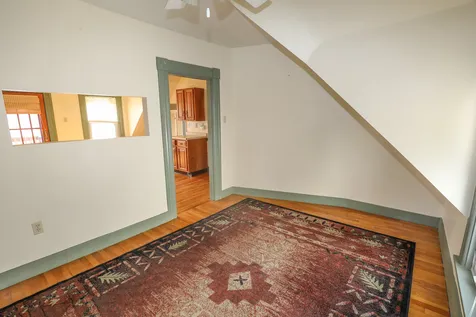 74 Dartmouth Street Manchester NH 03102-0000