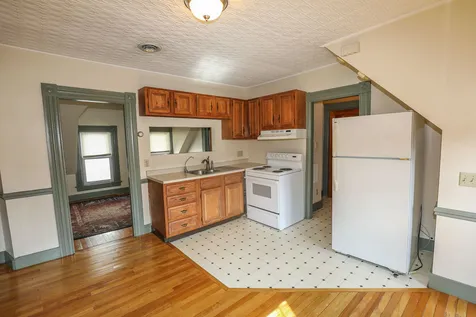 74 Dartmouth Street Manchester NH 03102-0000