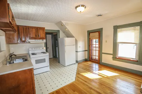74 Dartmouth Street Manchester NH 03102-0000