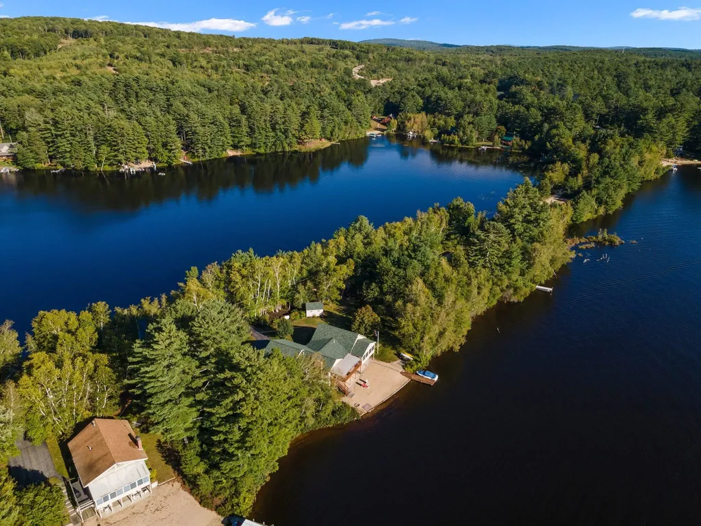 197 Vange Way Wakefield NH 03830