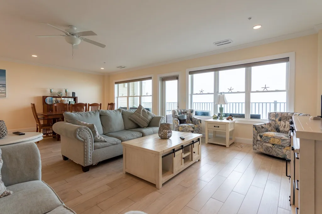 339 Ocean Boulevard Hampton NH 03842