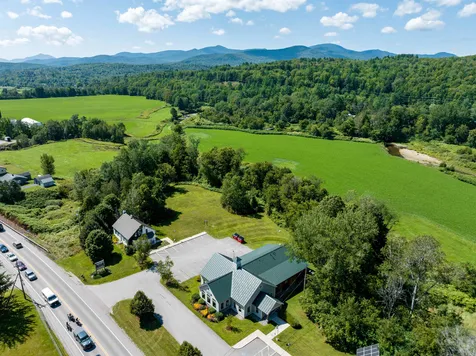 1250 Waterbury Road Stowe VT 05672