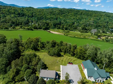 1250 Waterbury Road Stowe VT 05672