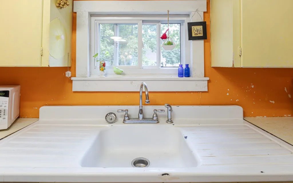67 West Street Charlestown NH 03603