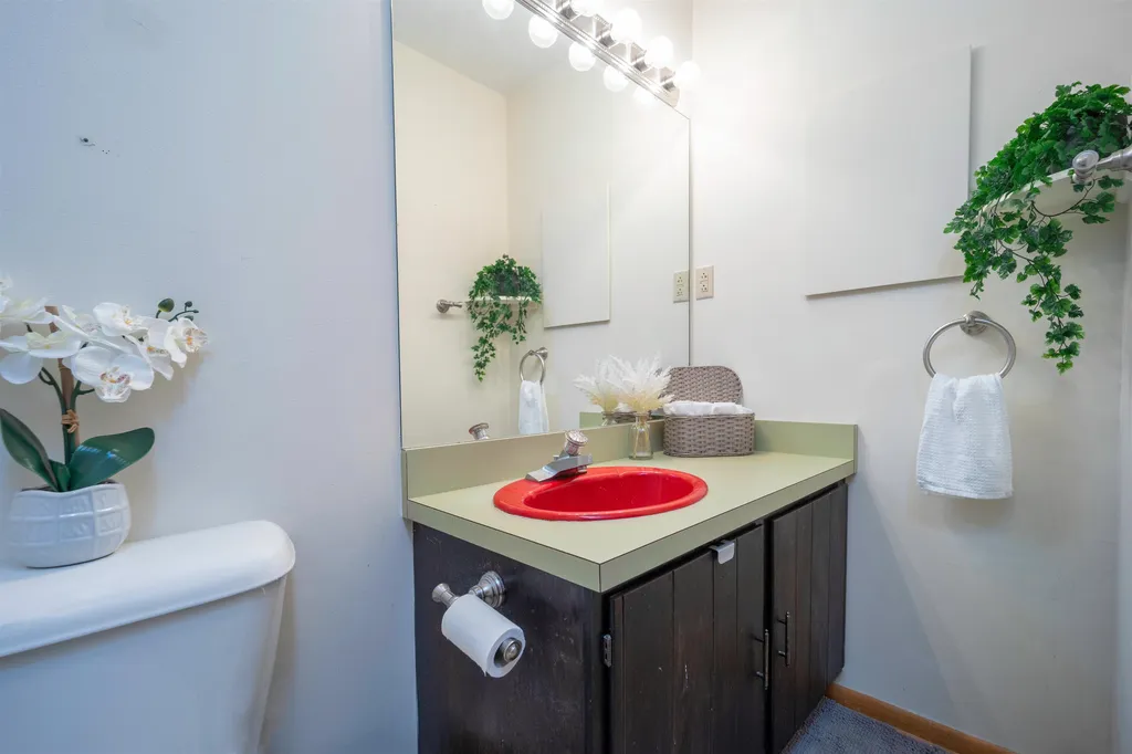 293 Collamer Circle Shelburne VT 05482
