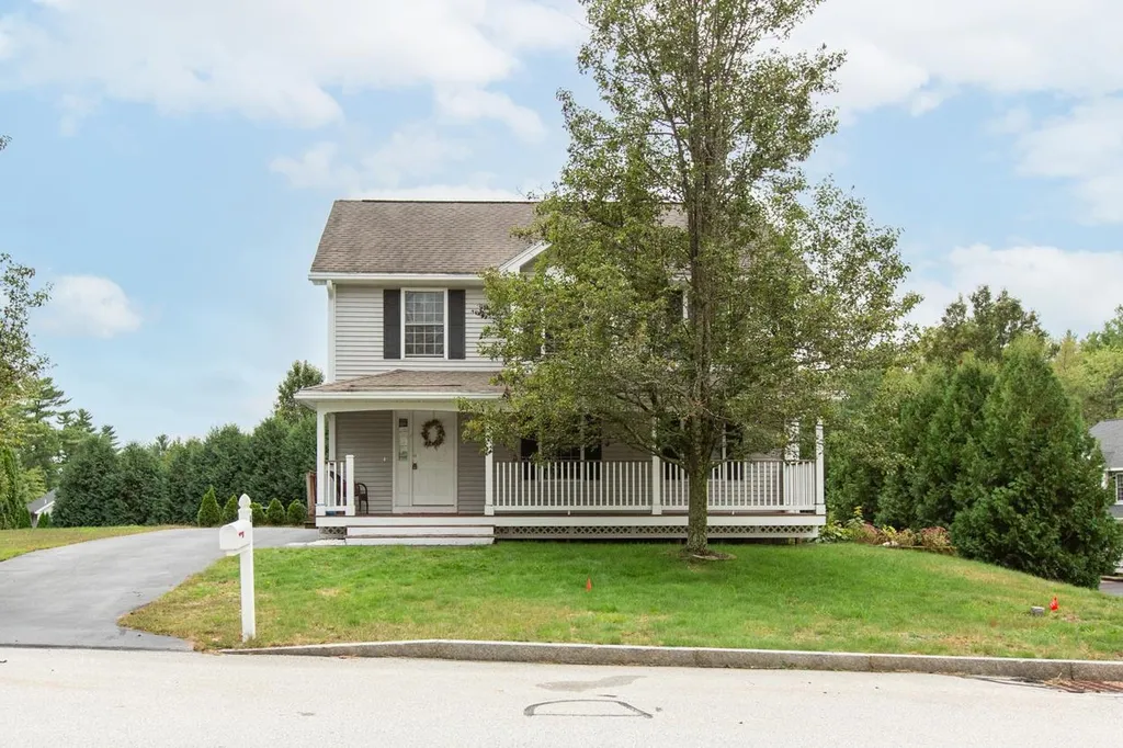 4 Devinne Drive Concord NH 03301