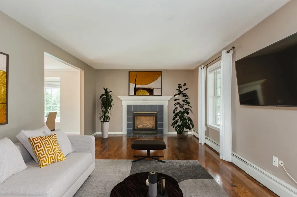 4 Devinne Drive Concord NH 03301