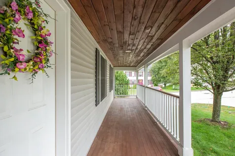 4 Devinne Drive Concord NH 03301