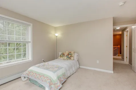 4 Devinne Drive Concord NH 03301