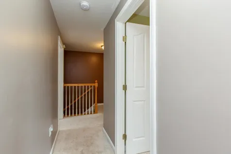 4 Devinne Drive Concord NH 03301