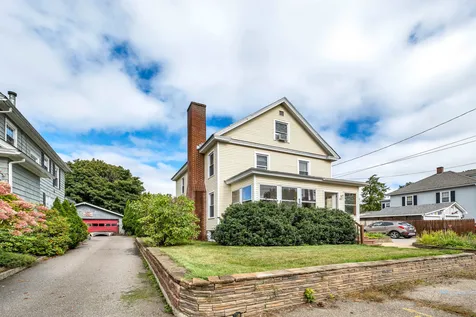 83 Whipple Avenue Laconia NH 03246