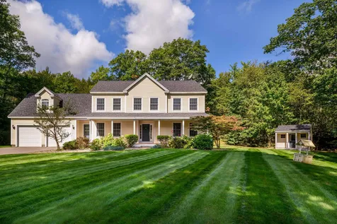 10 Heron Drive York ME 03909