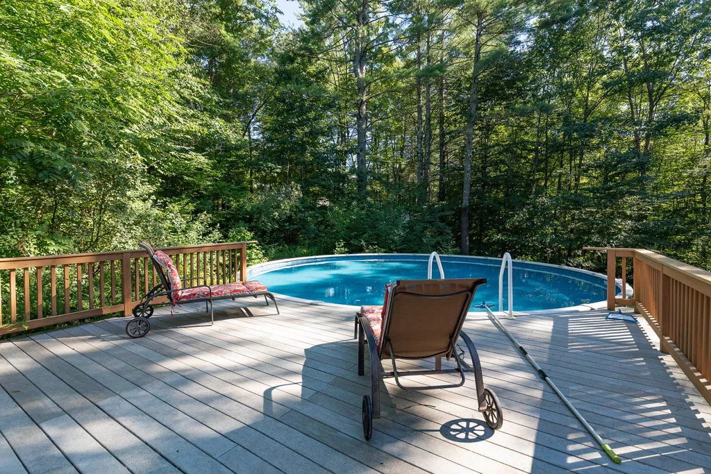 52 Estes Road Rochester NH 03839-5412