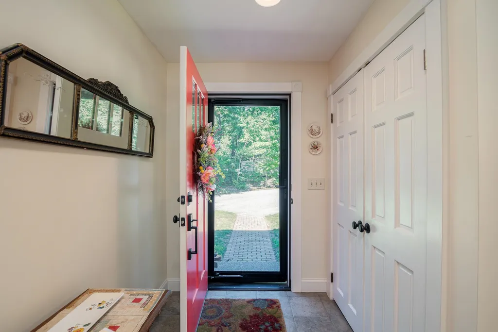 52 Estes Road Rochester NH 03839-5412