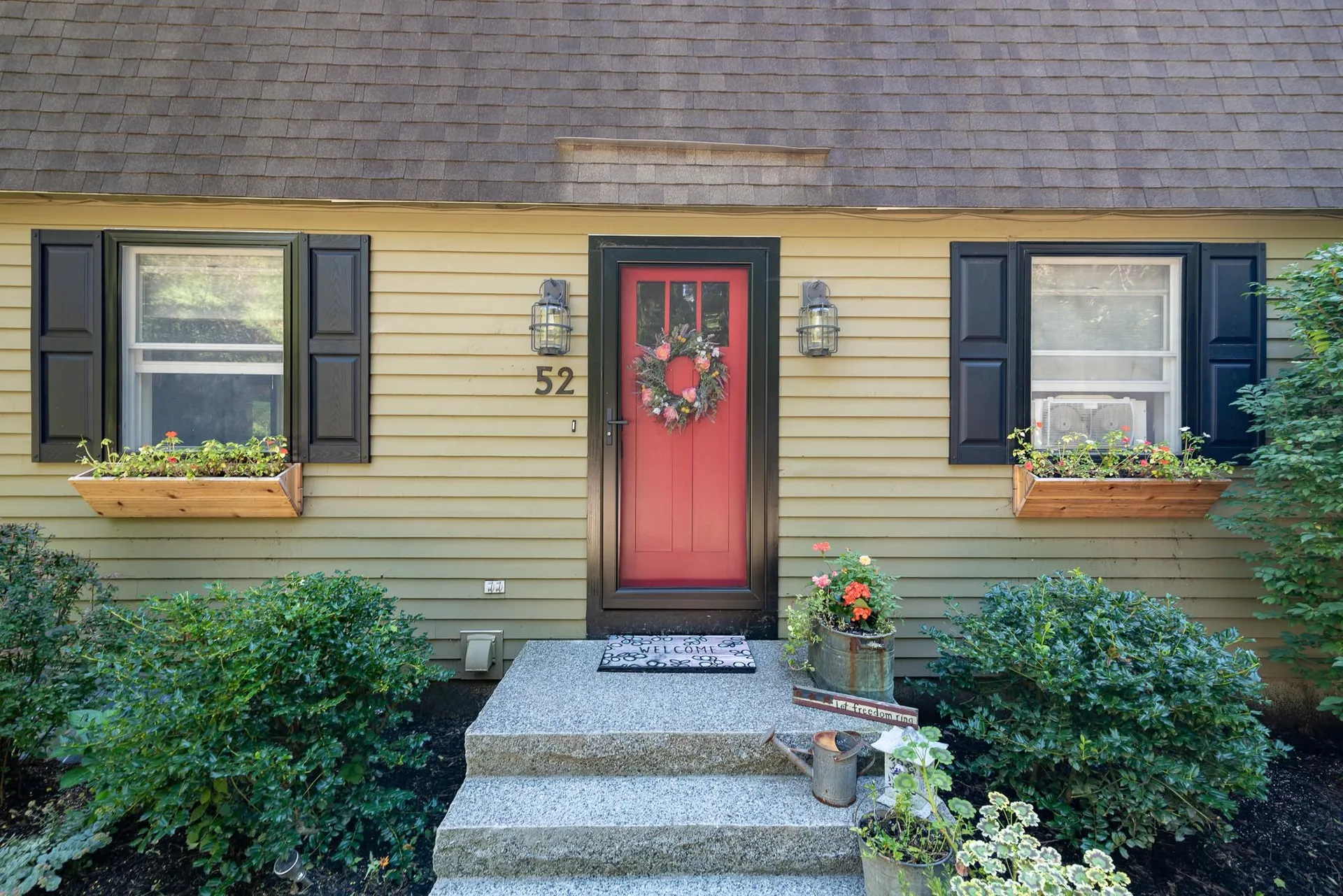 52 Estes Road Rochester NH 03839-5412
