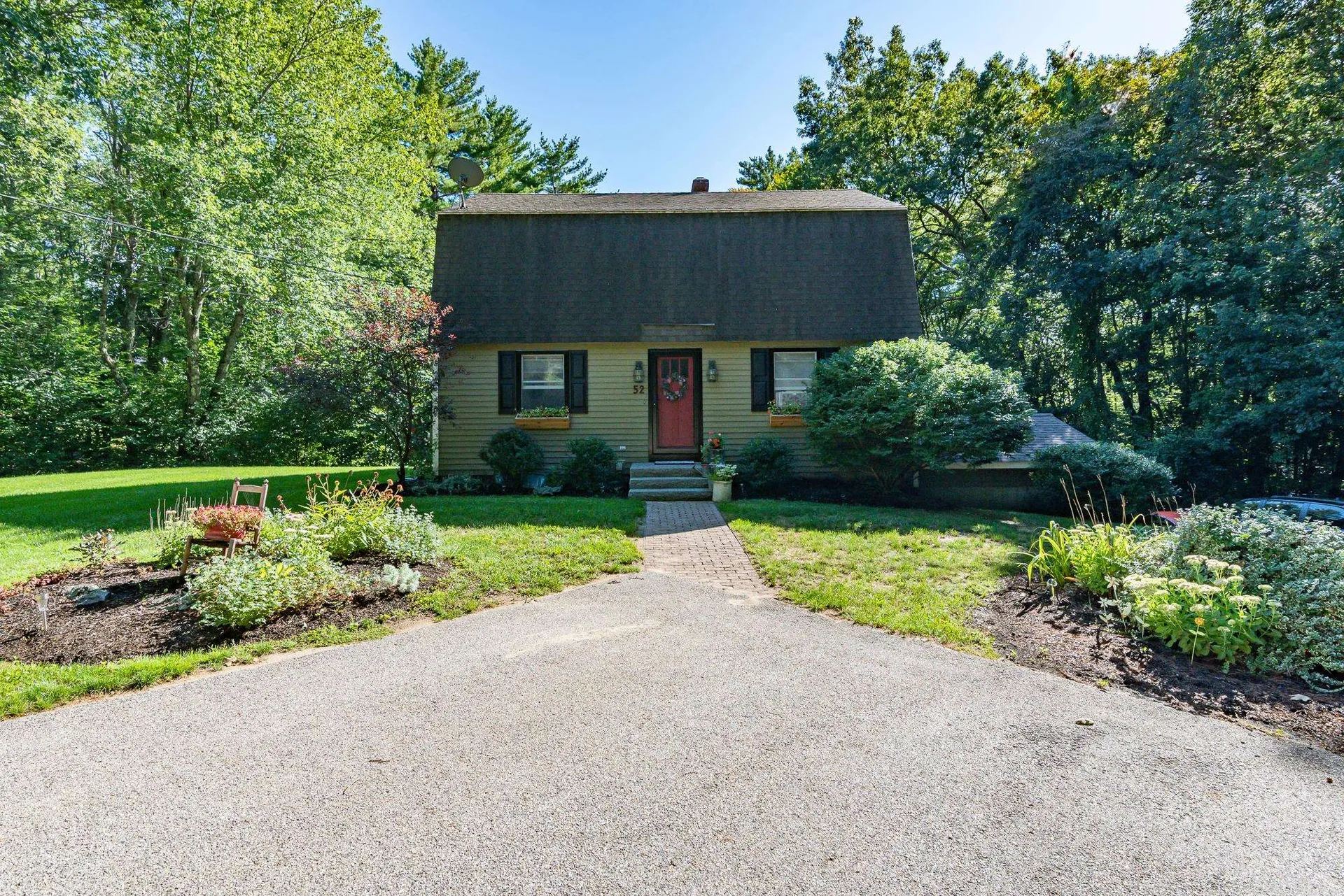 52 Estes Road Rochester NH 03839-5412