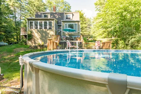 52 Estes Road Rochester NH 03839-5412