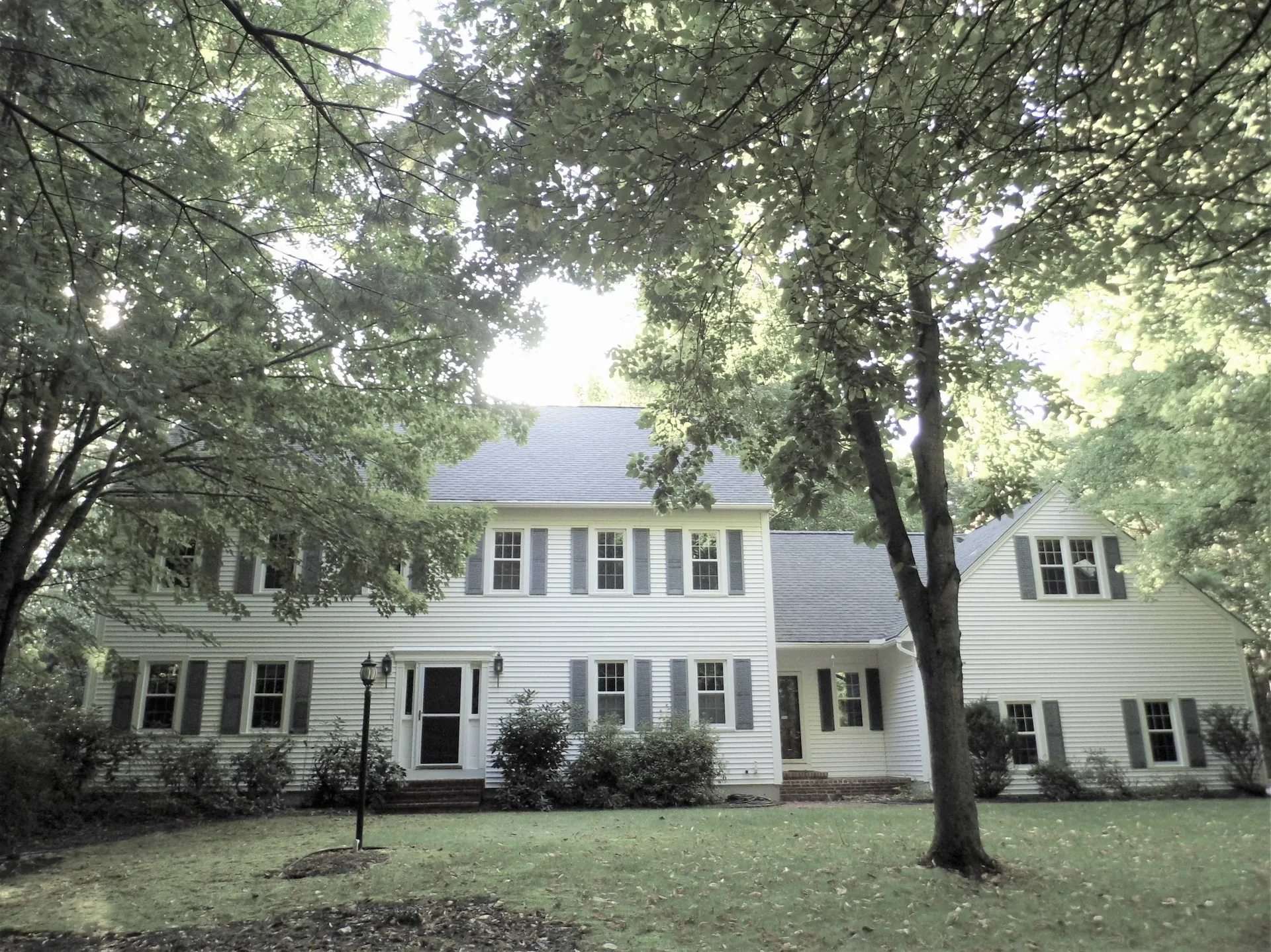 69 Hitching Post Lane Bedford NH 03110
