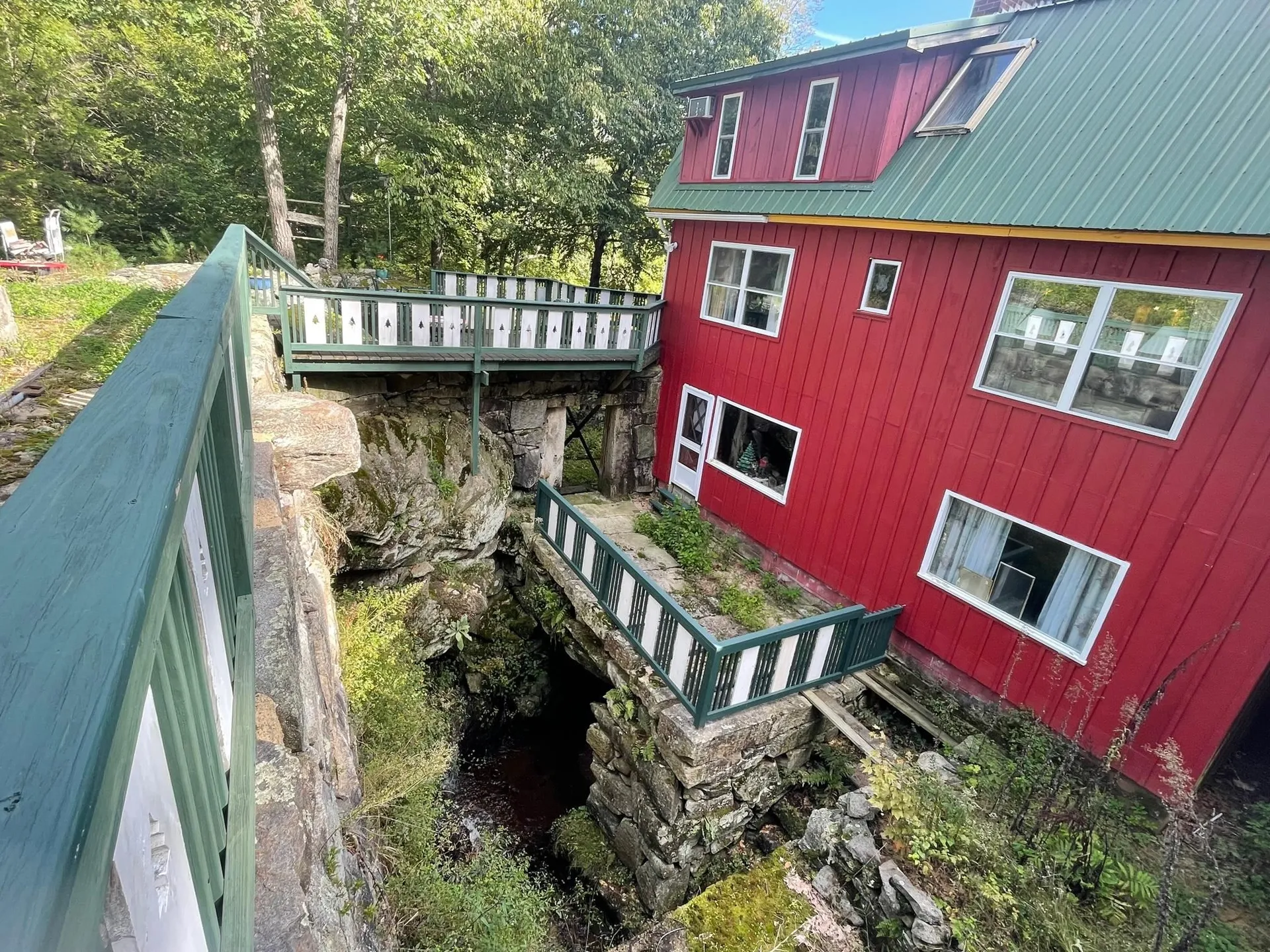282 Second Crown Point Road Barrington NH 03825