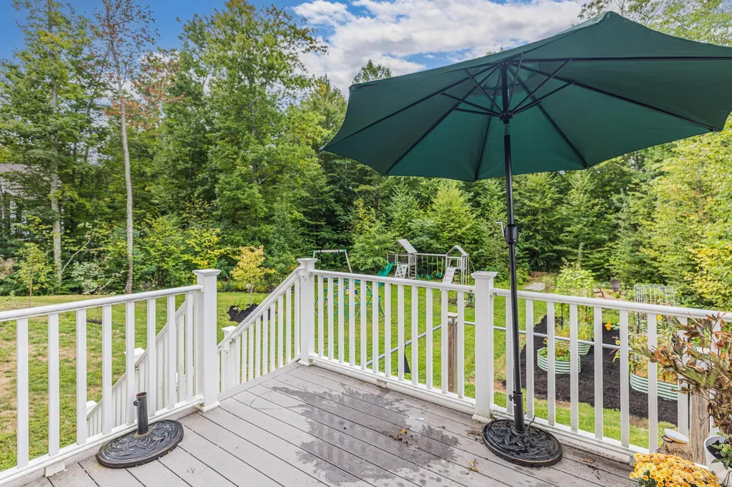 73 Village Place Drive Barrington NH 03825