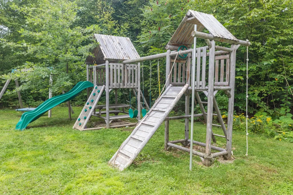 73 Village Place Drive Barrington NH 03825