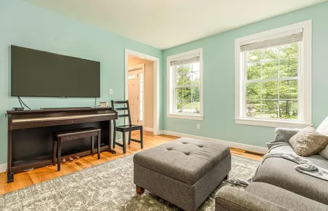 73 Village Place Drive Barrington NH 03825